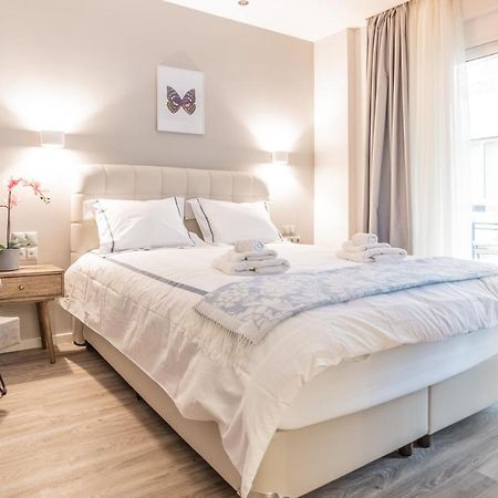 Apartamento A13 Pristine & Sunny 30M2 Flat Near Syntagma Sq Atenas Exterior foto