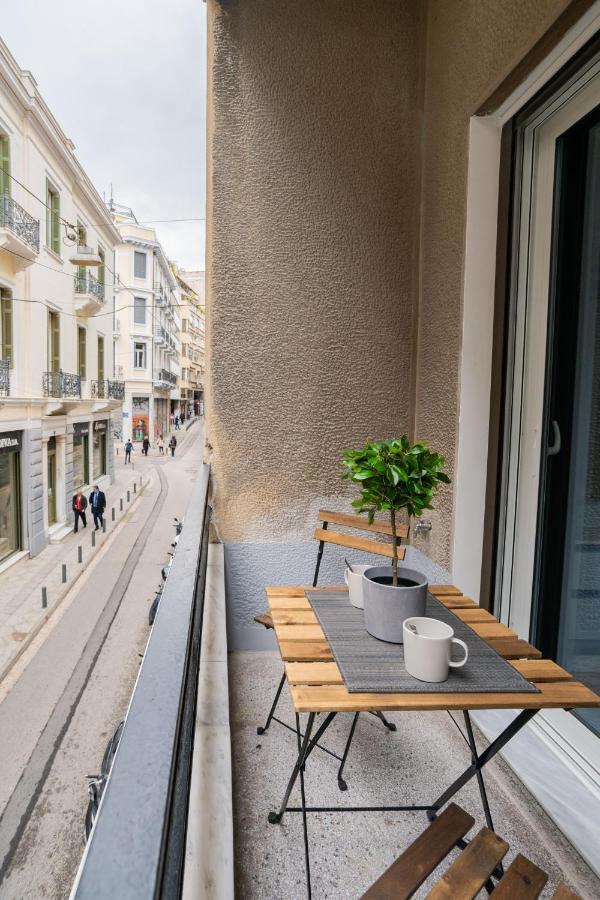 Apartamento A13 Pristine & Sunny 30M2 Flat Near Syntagma Sq Atenas Exterior foto