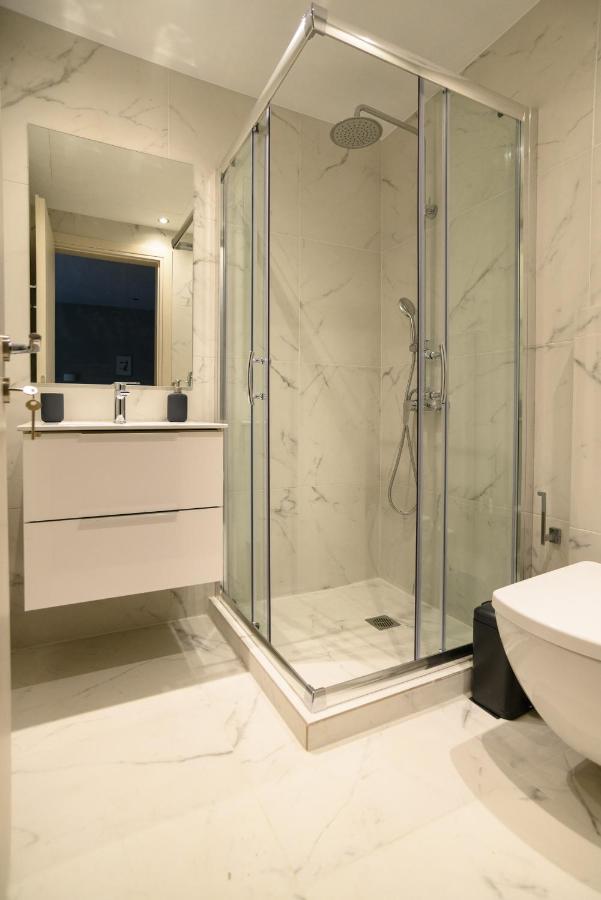 Apartamento A13 Pristine & Sunny 30M2 Flat Near Syntagma Sq Atenas Exterior foto
